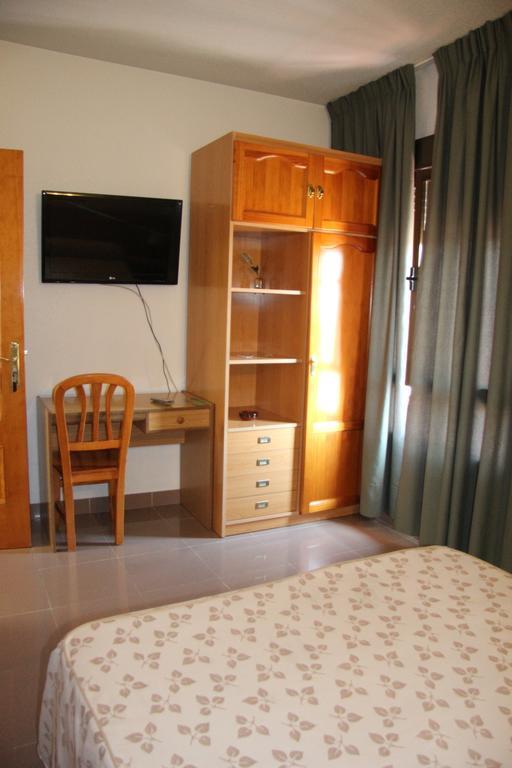 Hostal Cazalegas المظهر الخارجي الصورة